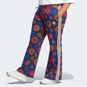 Adidas x Farm Rio Multicolor Floral Flare Pants. Size 2X. EUC.